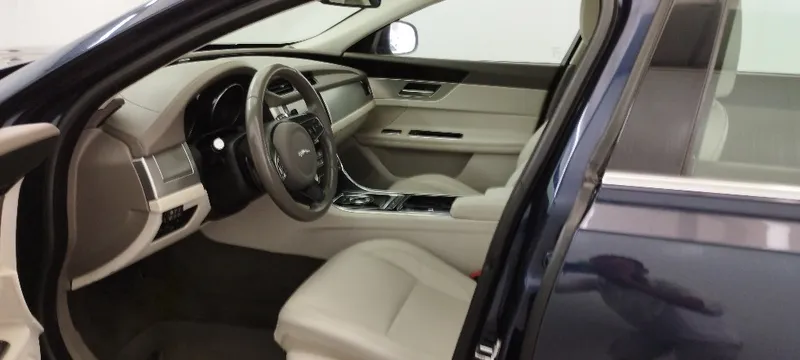Jaguar XF 2nd hand, 2016