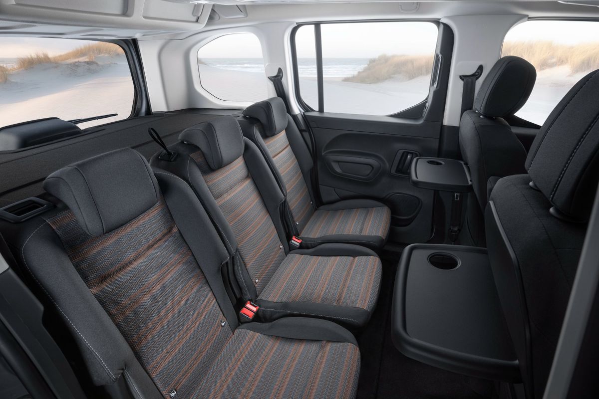 Opel Combo 2018. Rear seats. Compact Van, 5 generation