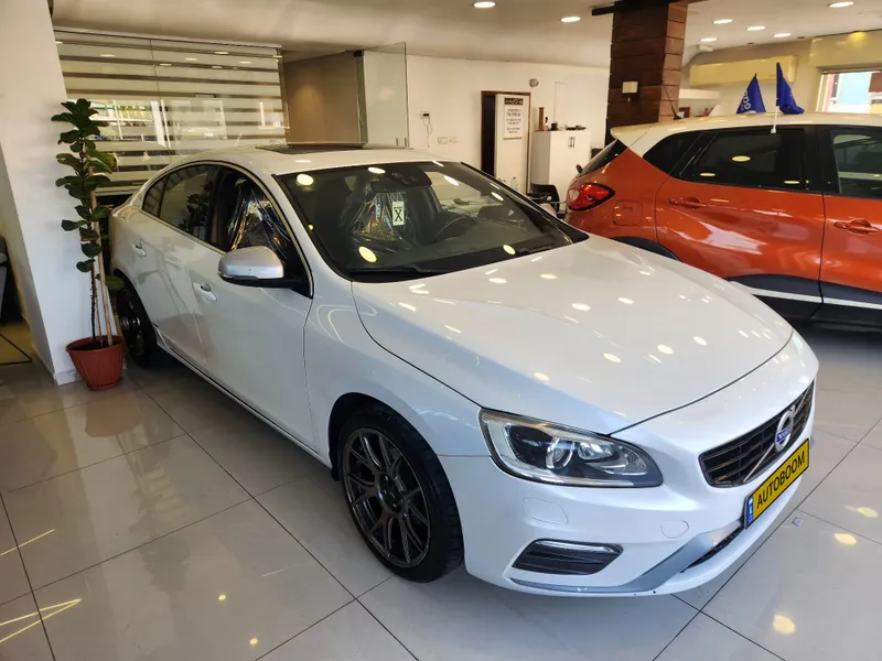 וולוו S60 יד 2 רכב, 2016, פרטי