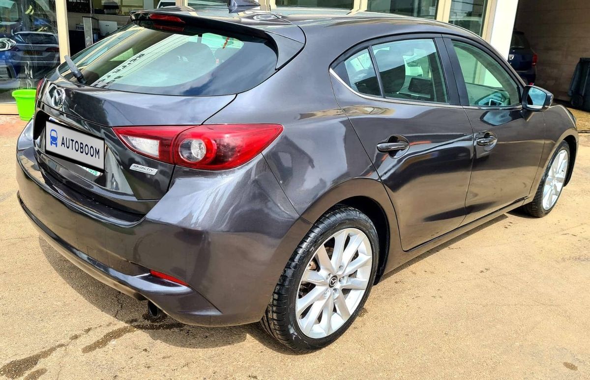 Mazda 3 2nd hand, 2019