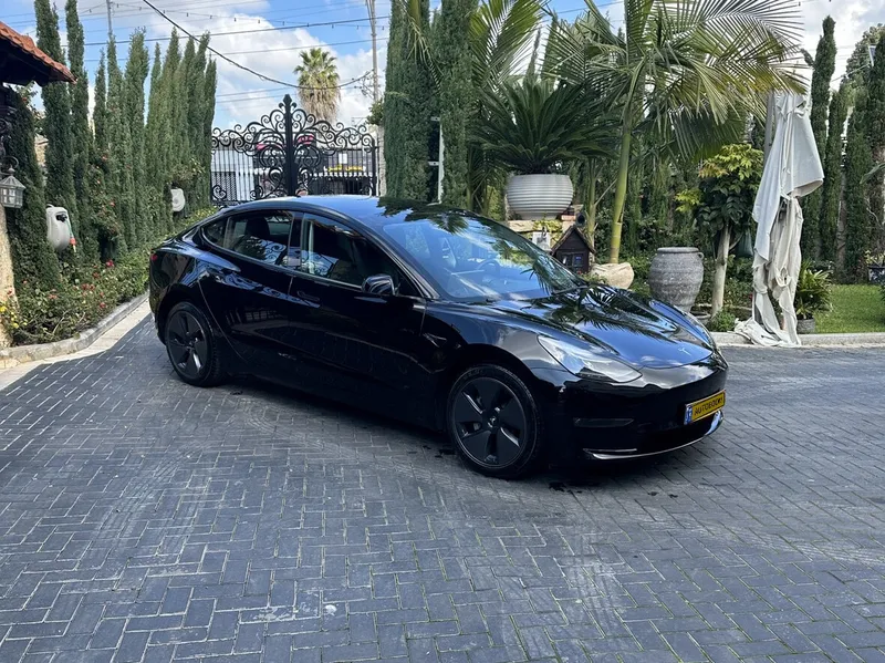 Tesla Model 3 с пробегом, 2022, частная рука