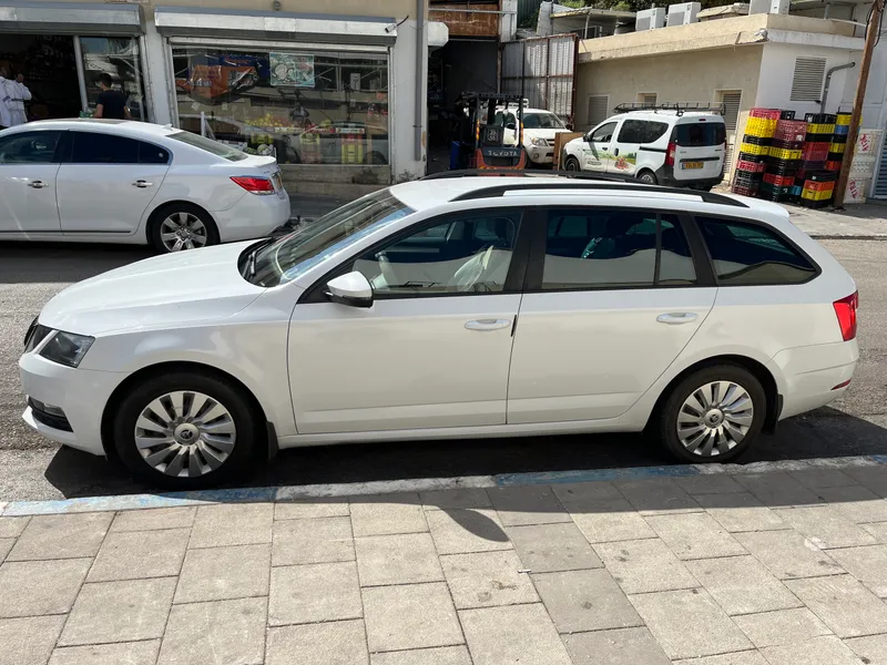 Škoda Octavia 2ème main, 2017, main privée