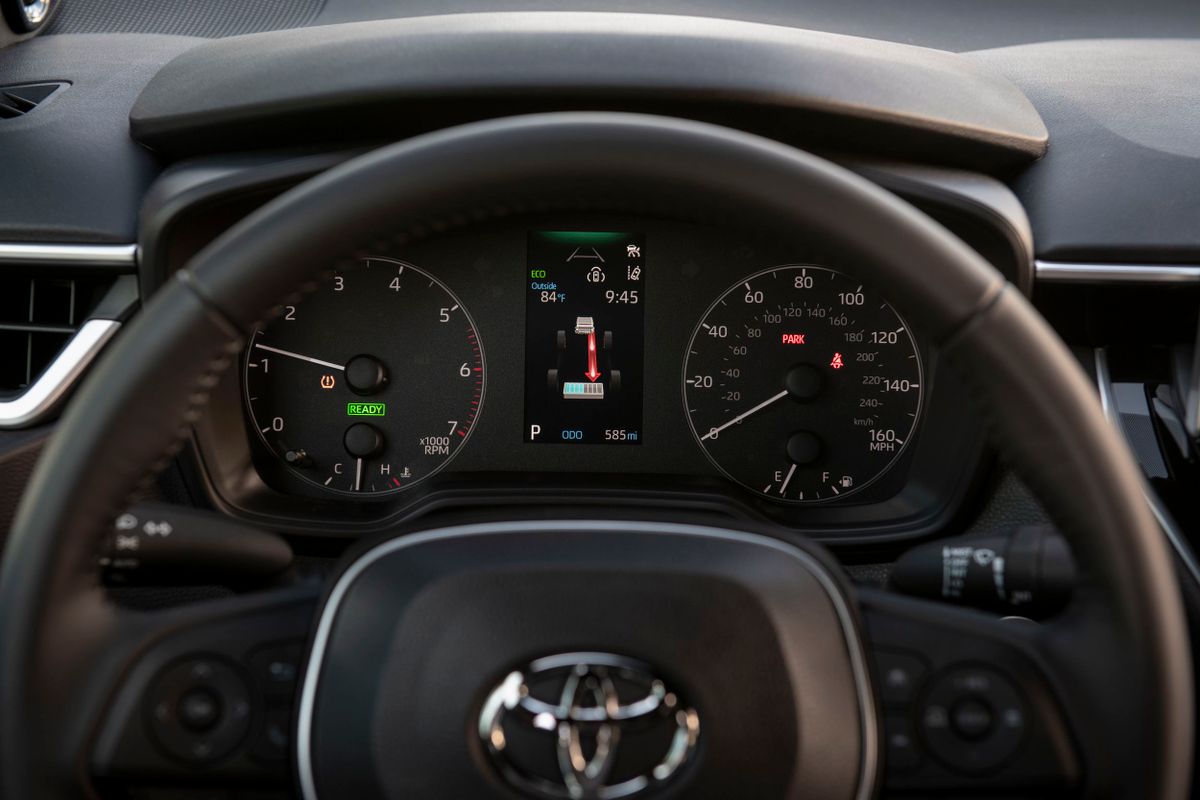 Toyota Corolla 2025. Панель приборов. Седан, 12 поколение, рестайлинг 2