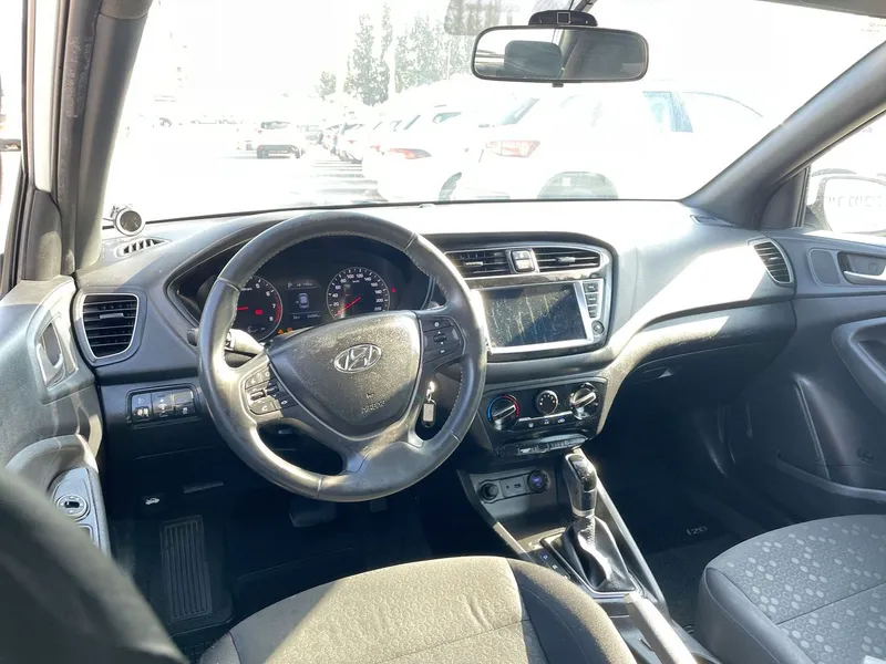 Hyundai i20 с пробегом, 2021