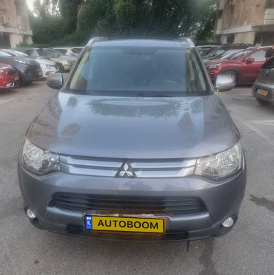 Mitsubishi Outlander 2ème main, 2015, main privée