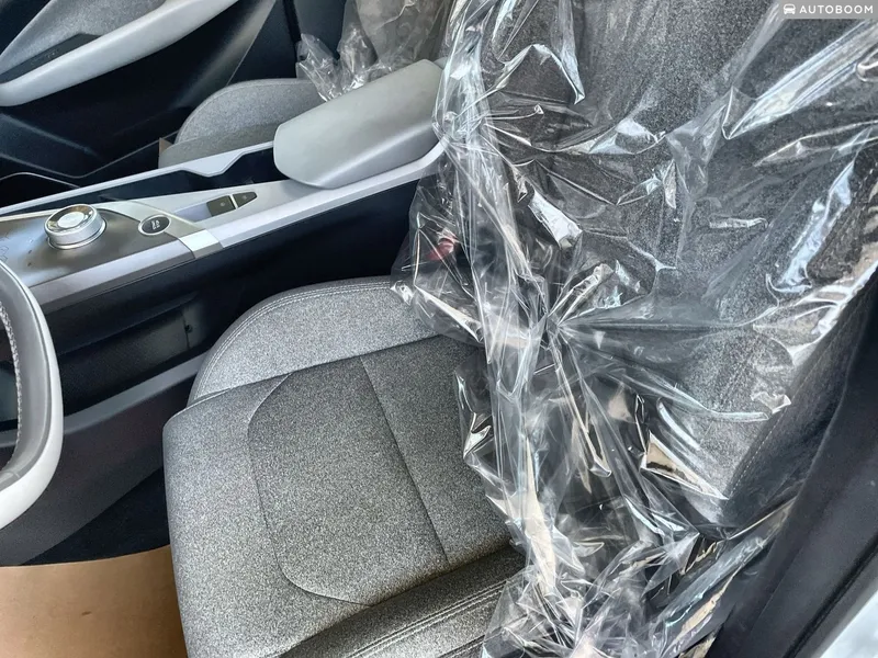 Geely Geometry C 2nd hand, 2022, private
