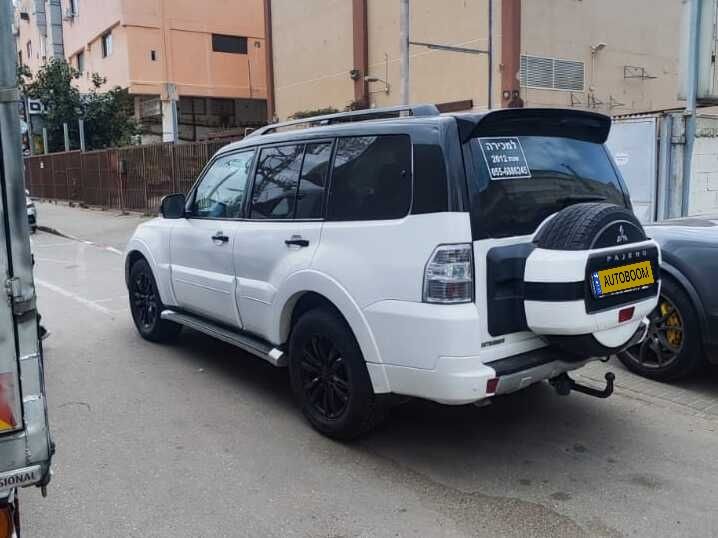 Mitsubishi Pajero с пробегом, 2012, частная рука