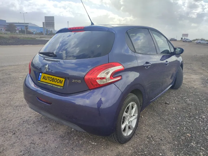 Peugeot 208 2nd hand, 2014, private hand