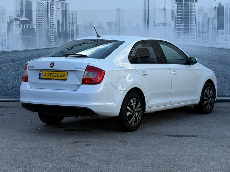 Skoda Rapid с пробегом, 2017, частная