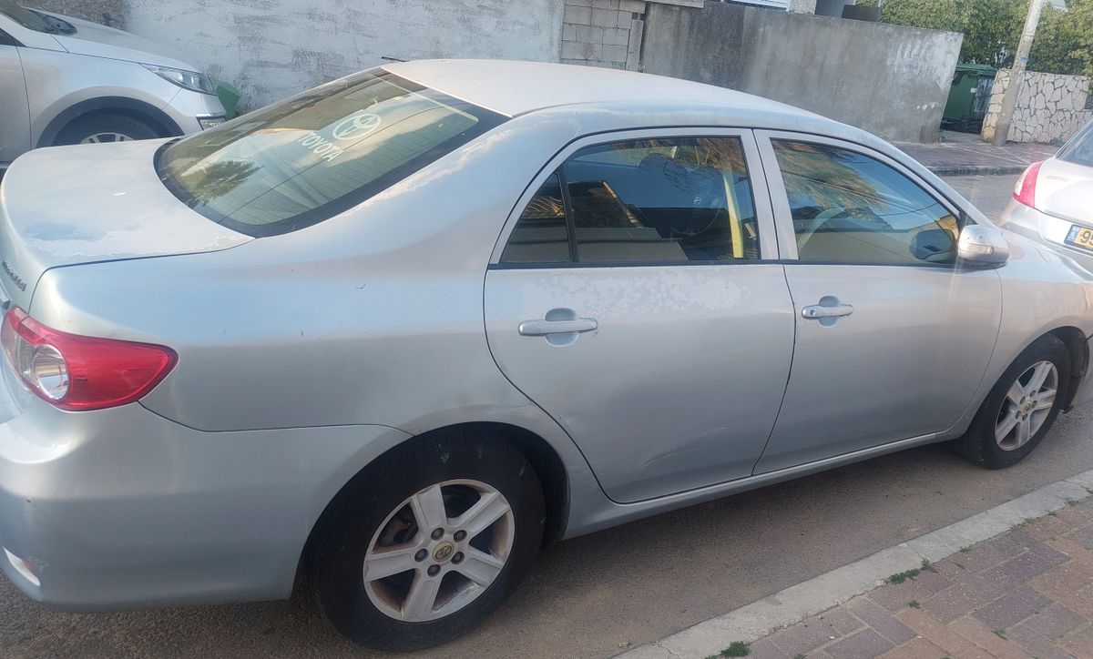 Toyota Corolla 2nd hand, 2010, private hand