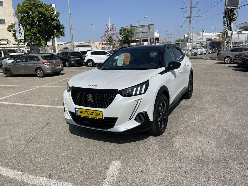 Peugeot 2008 с пробегом, 2023, частная рука