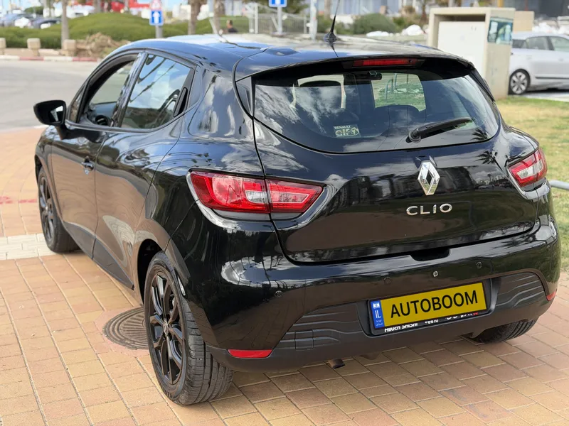Renault Clio 2nd hand, 2017, private