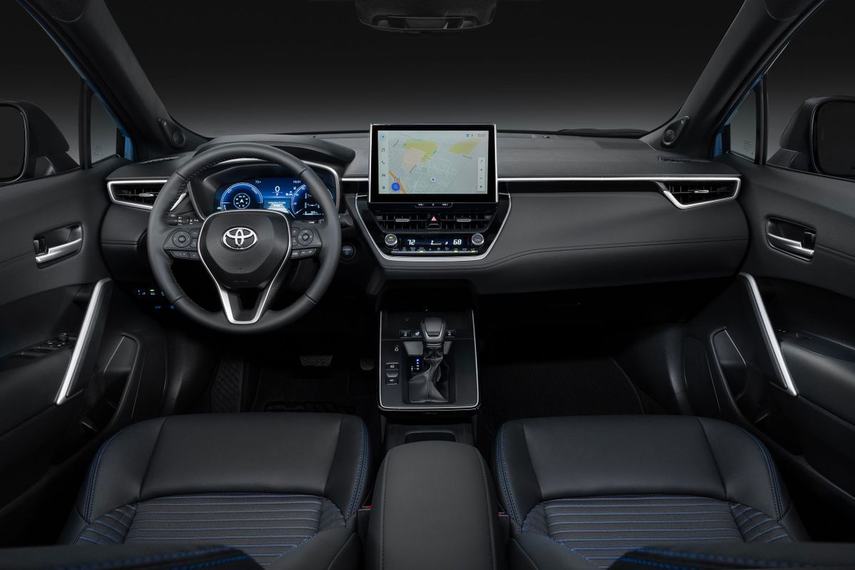 Toyota Corolla Cross 2025. Передние сидения. Внедорожник 5 дв., 1 поколение, рестайлинг 2