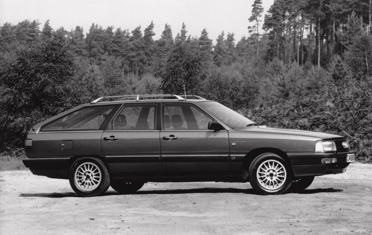 Audi 200 1983. Carrosserie, extérieur. Break 5-portes, 2 génération