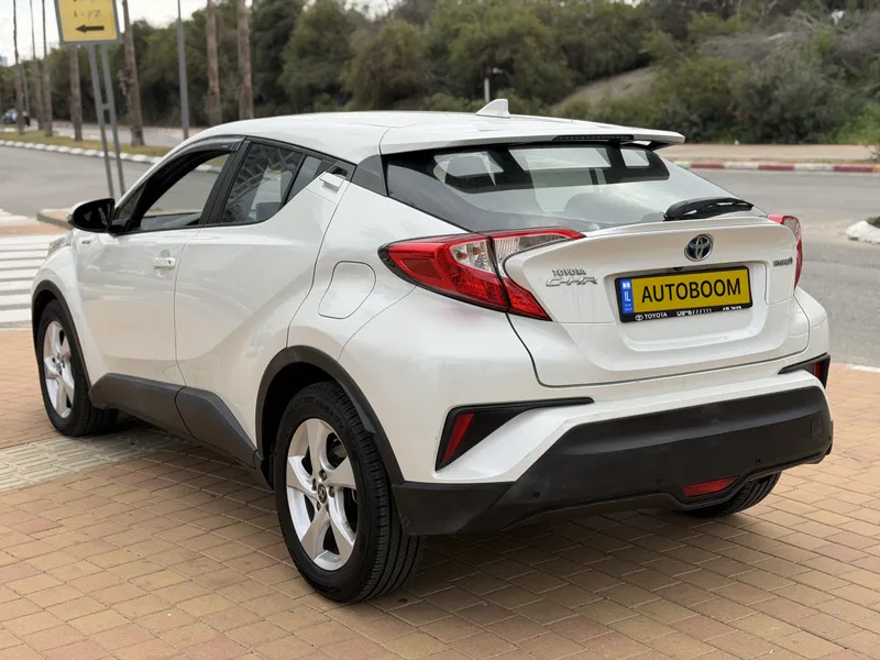 Toyota C-HR с пробегом, 2018, частная