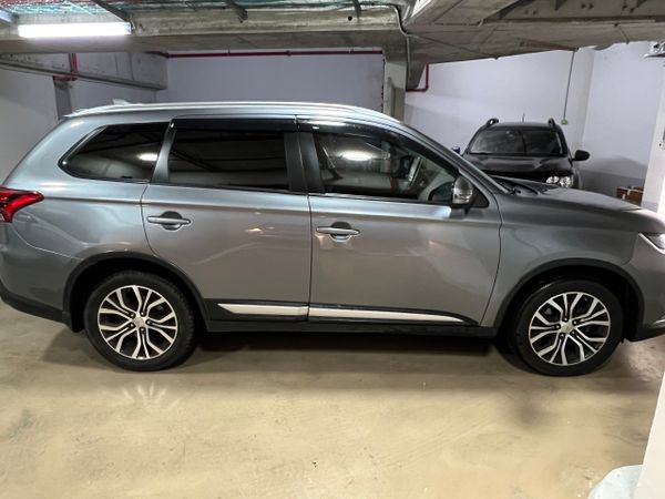 Mitsubishi Outlander 2nd hand, 2018, private hand