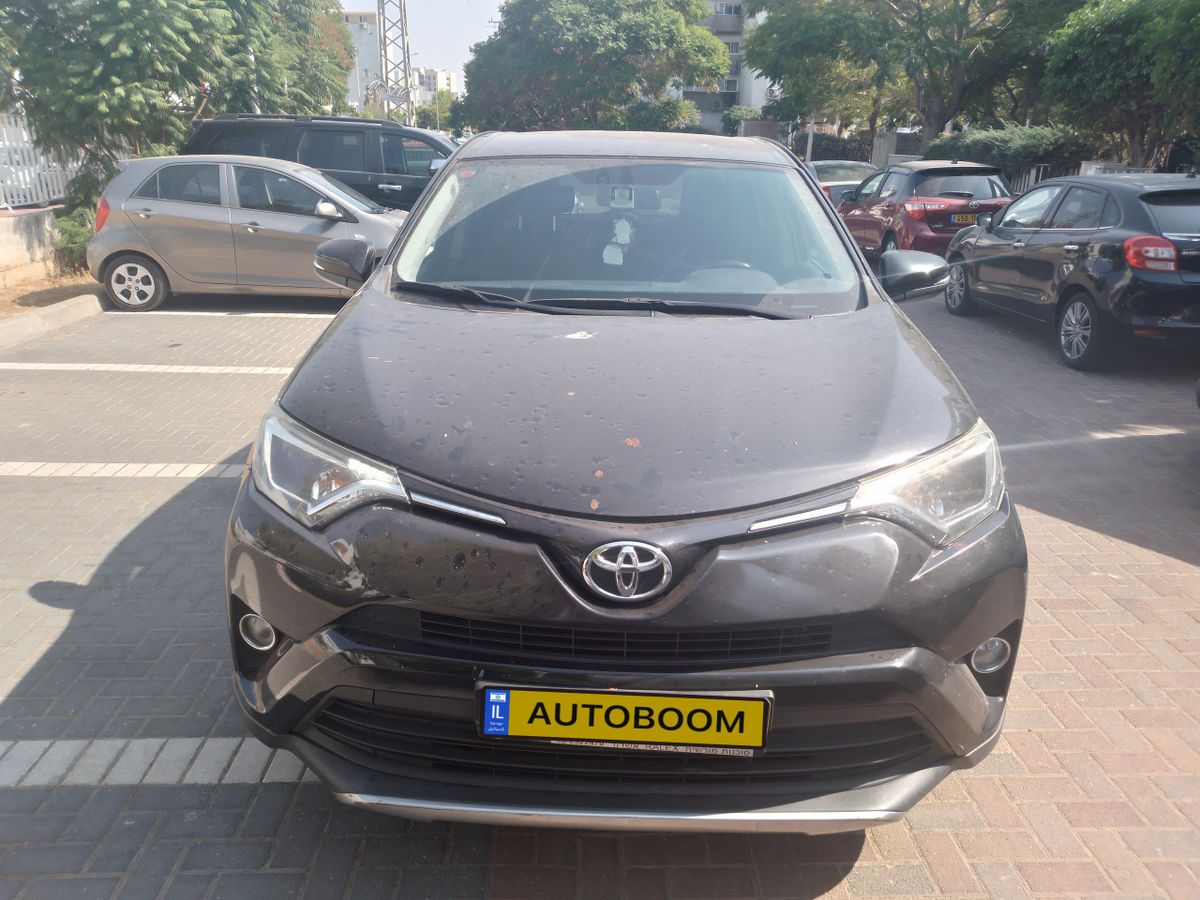 Toyota RAV4 2nd hand, 2017, private hand