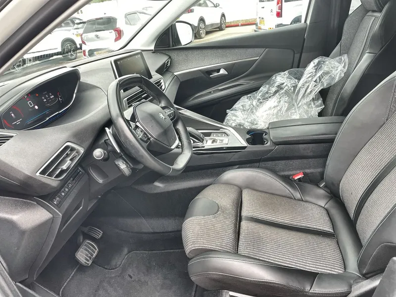 Peugeot 3008 2nd hand, 2021, private hand