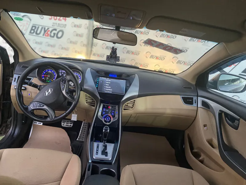 Hyundai Elantra 2nd hand, 2012