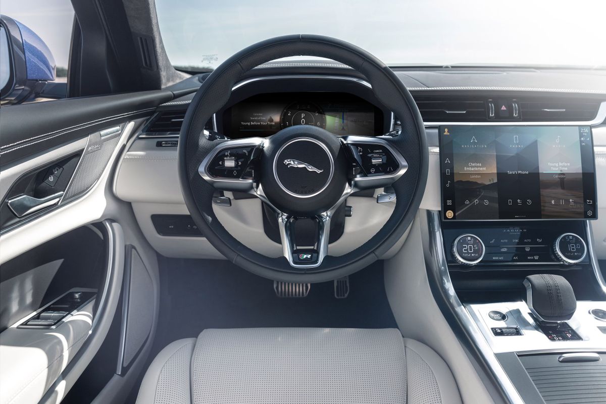 Jaguar XF 2020. Dashboard. Sedan, 2 generation, restyling