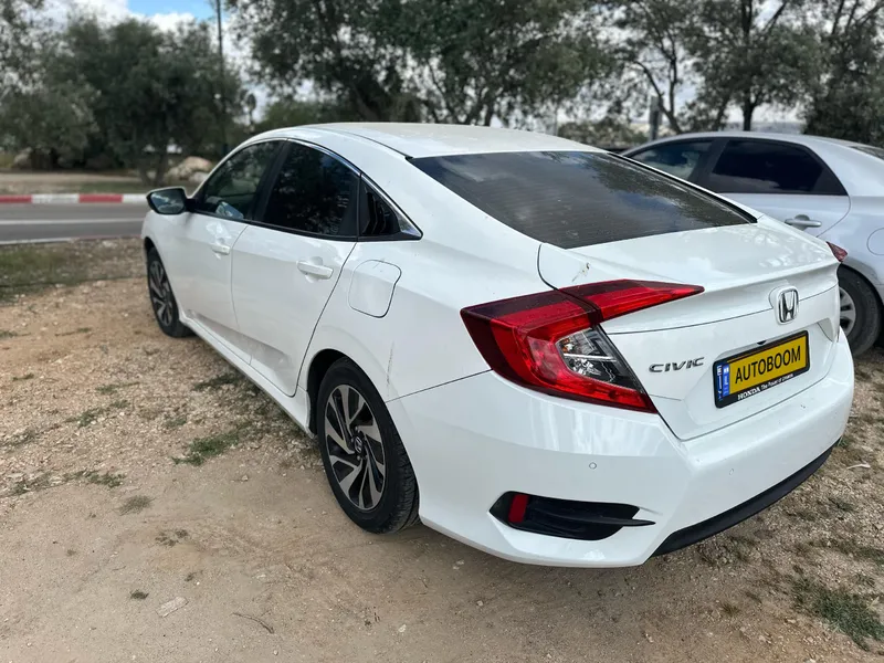 Honda Civic 2nd hand, 2018, private hand