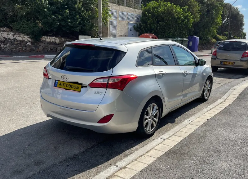 יונדאי i30 יד 2 רכב, 2015, פרטי
