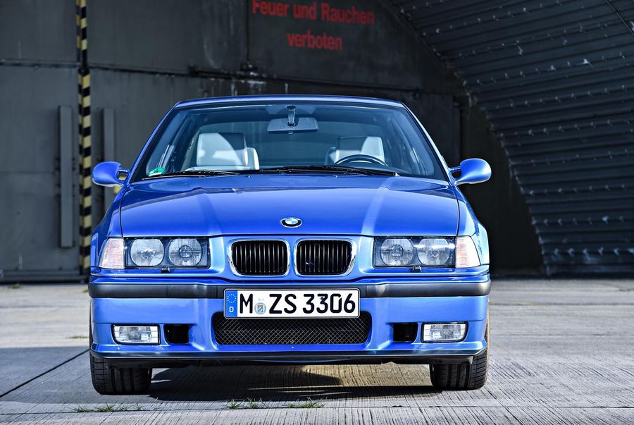 BMW M3 1992. Carrosserie, extérieur. Berline, 2 génération
