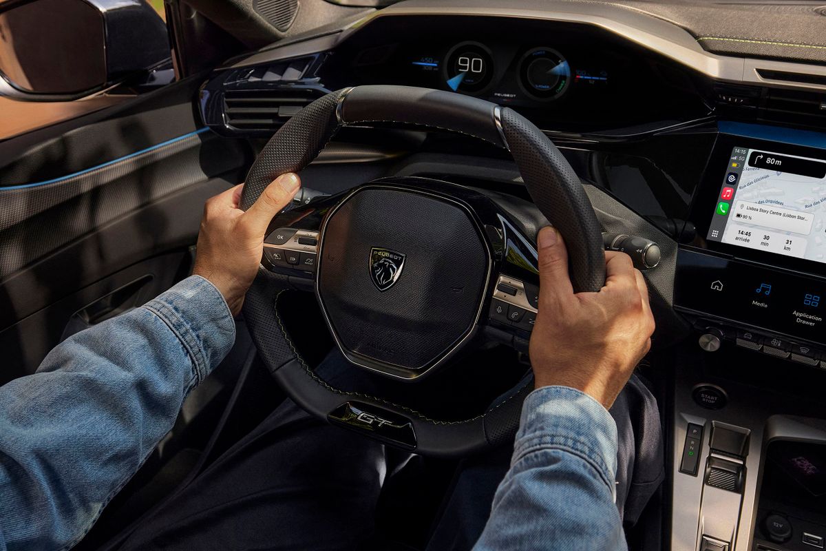 Peugeot 308 2025. Руль. Универсал 5 дв., 3 поколение, рестайлинг