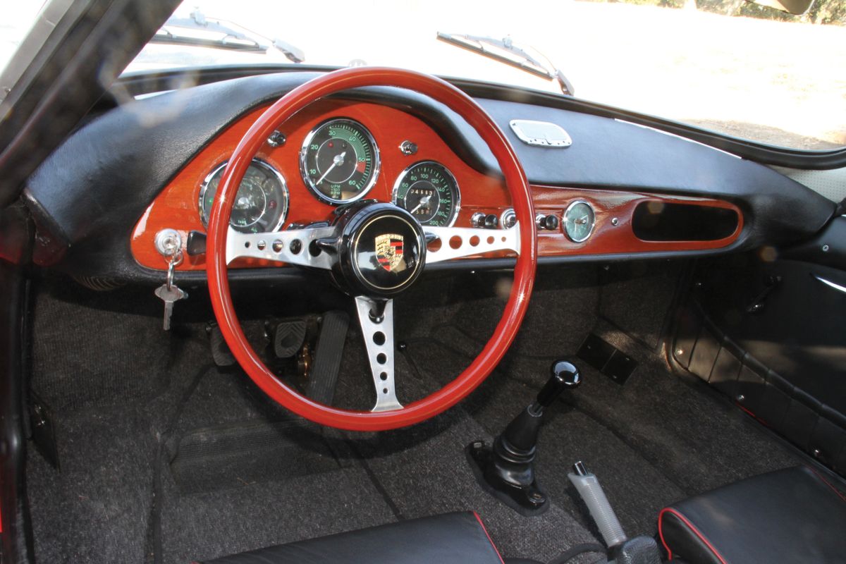 Апал GT Coupe 1961. Панель приборов. Купе, 1 поколение