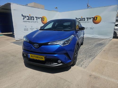 تويوتا C-HR, 2018, صورة