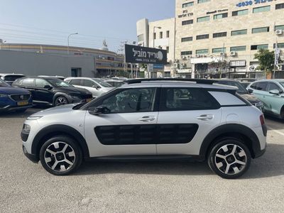Citroën C4 Cactus 2ème main, 2018, main privée