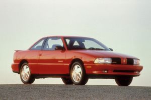 אולדסמוביל אצ'יבה 1991. מרכב, צורה. קופה, 1 דור