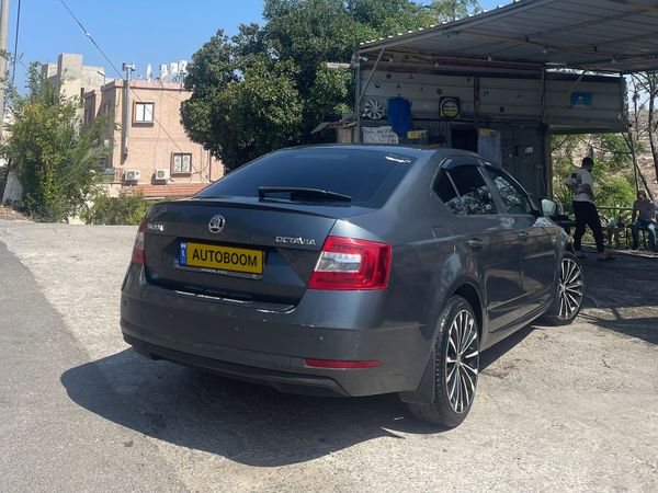 Skoda Octavia 2nd hand, 2017, private hand