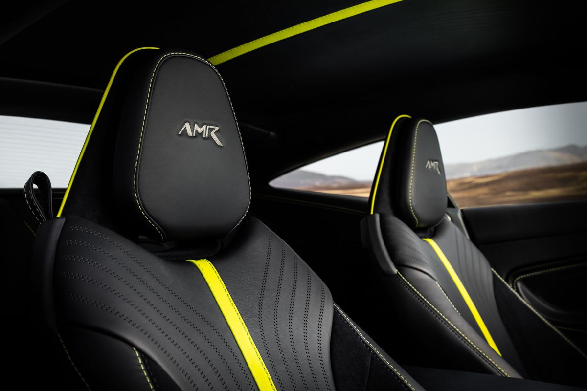 Aston Martin DB11 2016. Front seats. Coupe, 1 generation