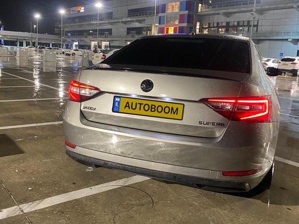 Skoda Superb с пробегом, 2018, частная рука