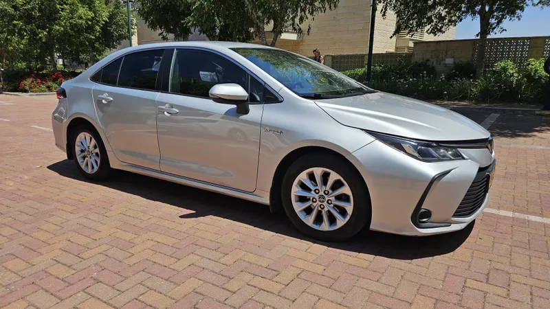 Toyota Corolla 2nd hand, 2019, private hand