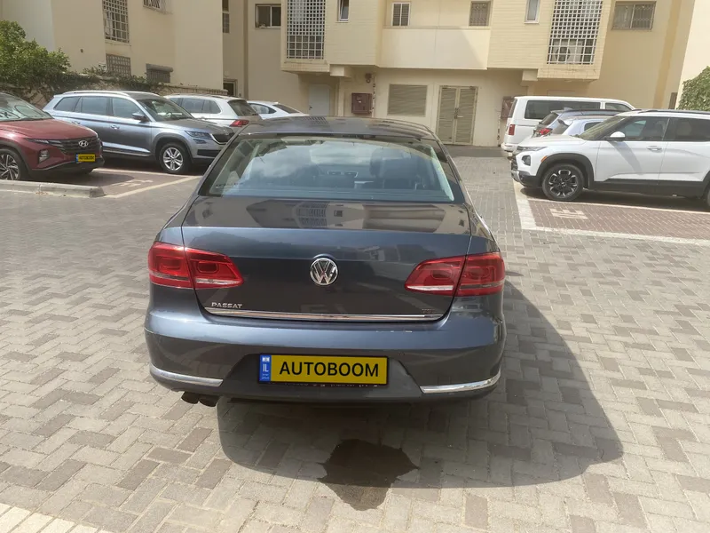 Volkswagen Passat 2nd hand, 2011, private hand
