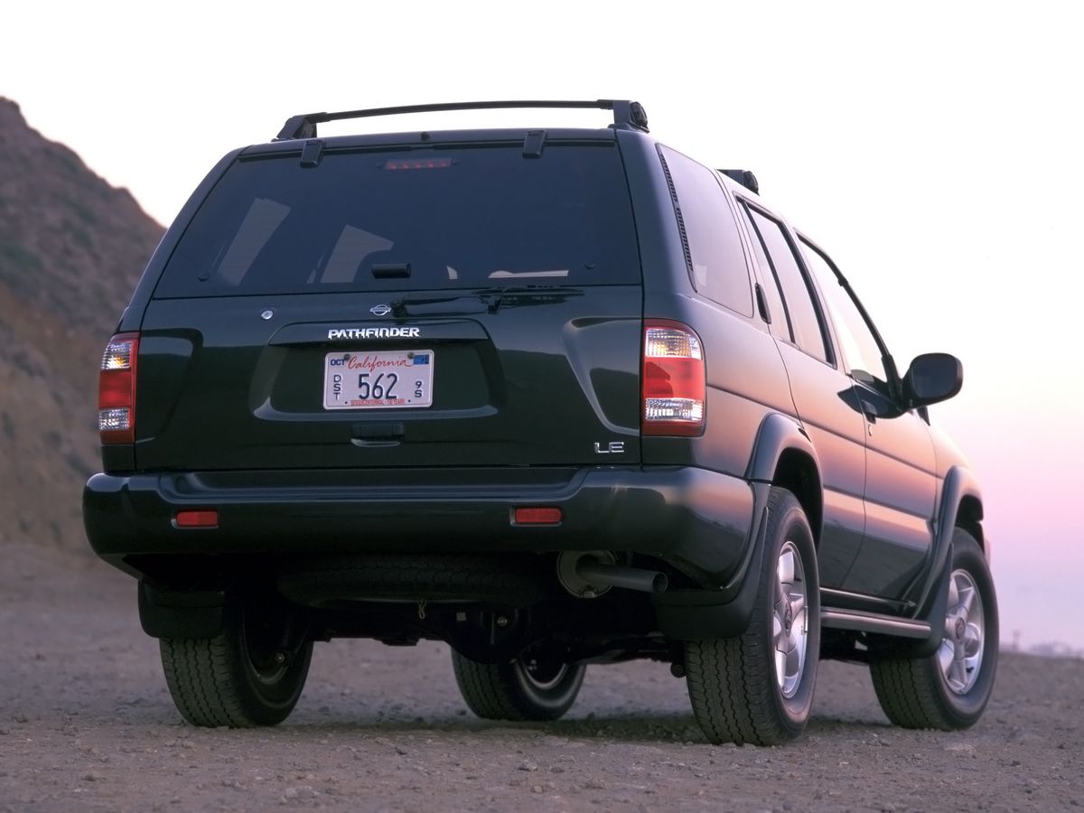 نيسان باثفايندر ‏1995. الهيكل، المظهر الخارجي. SUV ٥ أبواب, 2 الجيل
