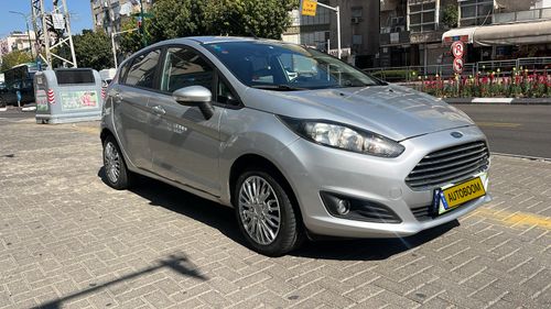 Ford Fiesta 2nd hand, 2015, private hand