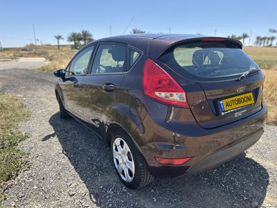 Ford Fiesta 2ème main, 2010, main privée