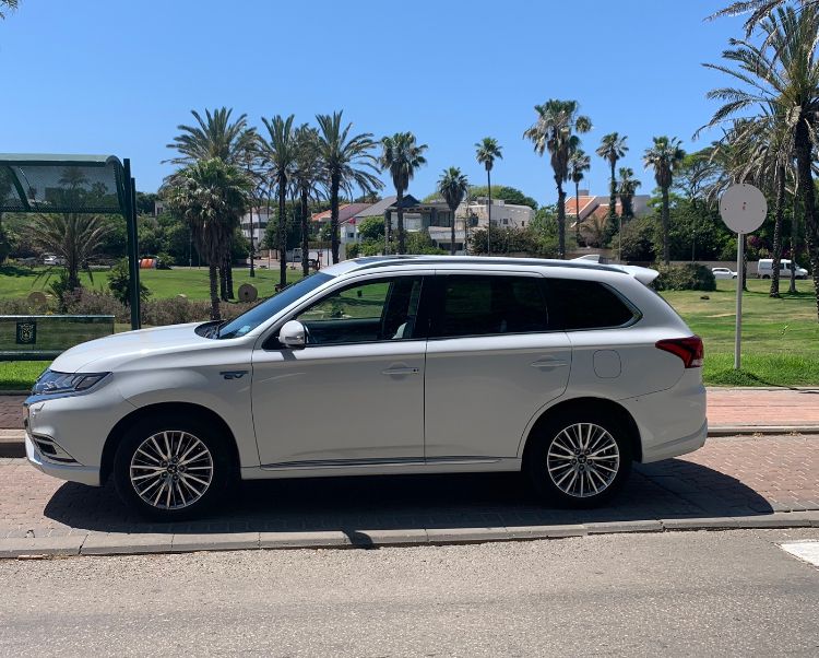 Mitsubishi Outlander 2ème main, 2021, main privée