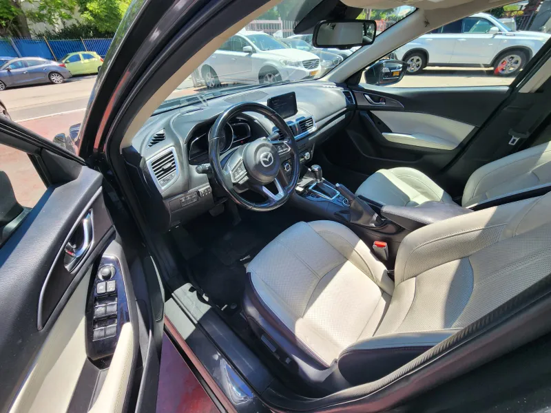 Mazda 3 с пробегом, 2018, частная рука