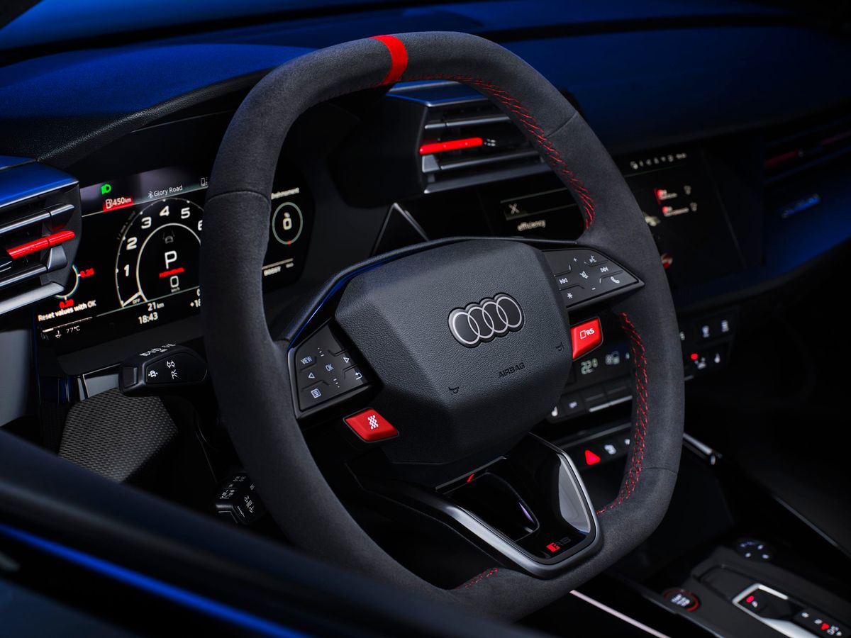 Audi RS3 2024. Руль. Седан, 3 поколение, рестайлинг