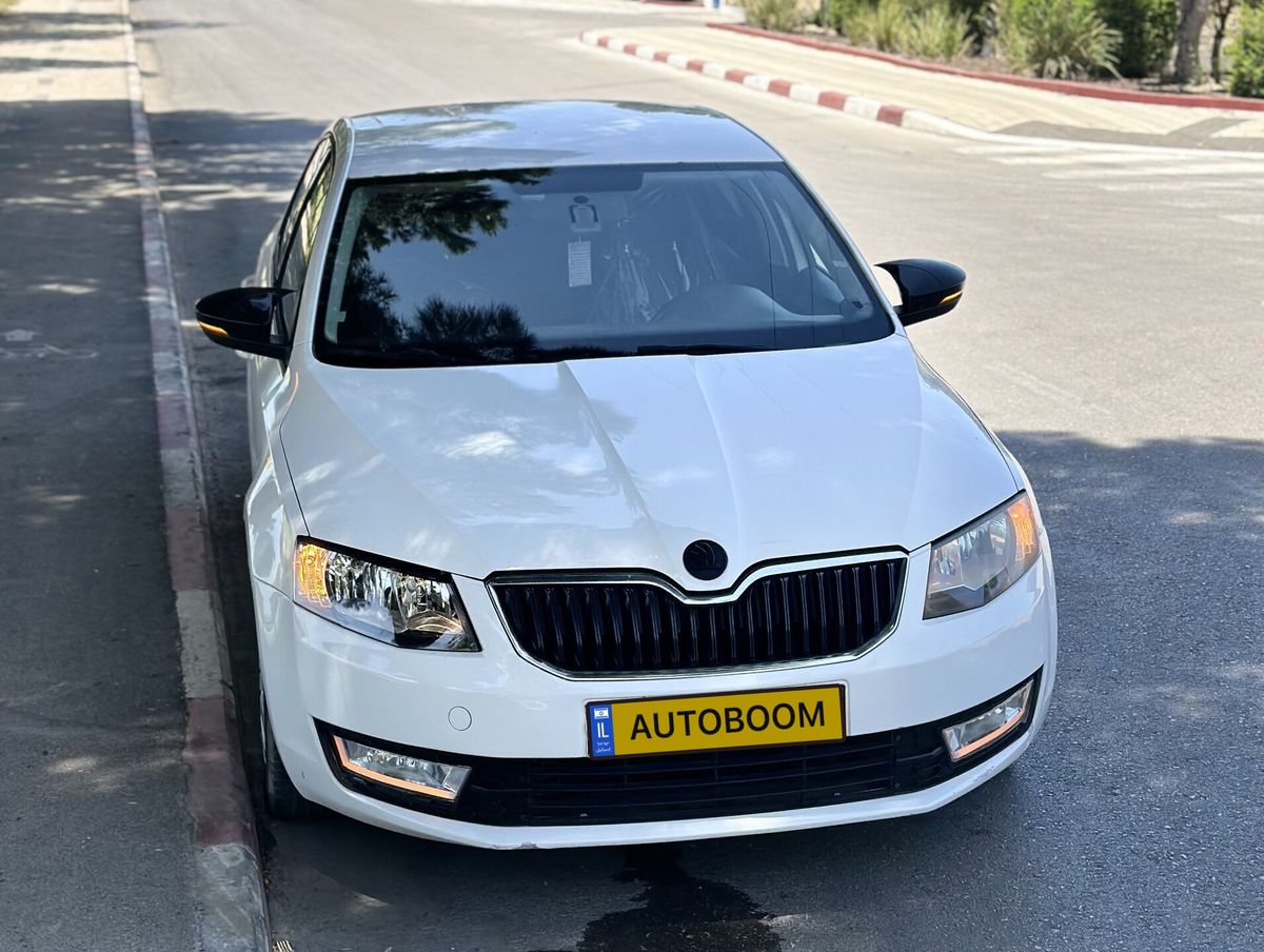 Škoda Octavia 2ème main, 2013, main privée