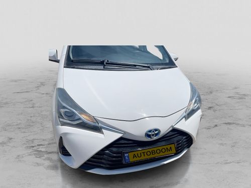 Toyota Yaris, 2018, фото