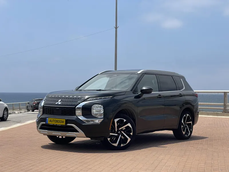 Mitsubishi Outlander с пробегом, 2021, частная рука
