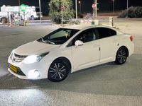 Toyota Avensis с пробегом, 2014, частная