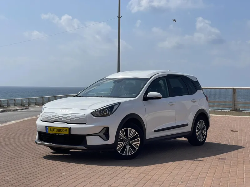 Kia Niro Plus с пробегом, 2022, частная рука