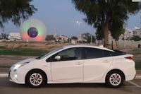 Toyota Prius 2nd hand, 2018, private