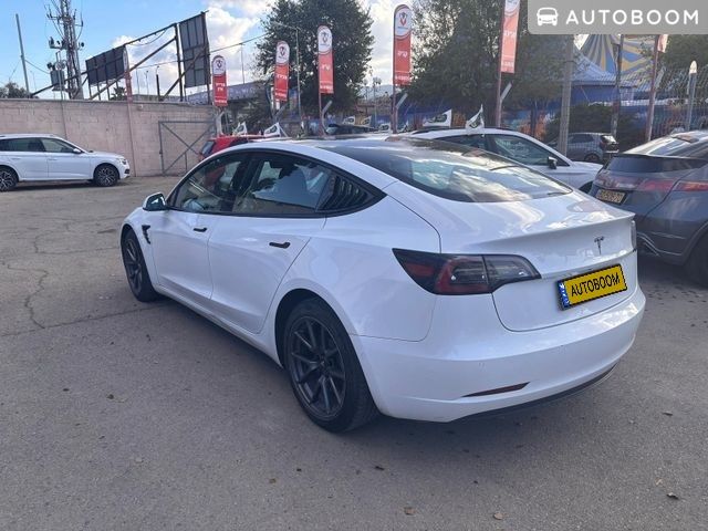 Tesla Model 3 с пробегом, 2021, частная